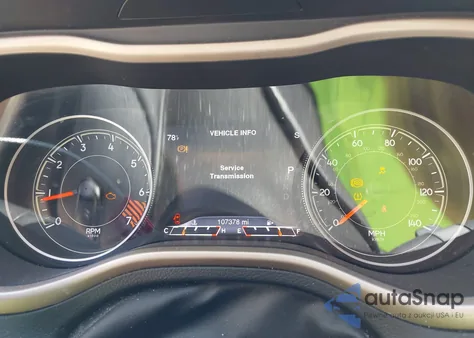 2015 Jeep Cherokee Limited z USA, uszkodzony, nr VIN 1C4PJMDB8FW600009